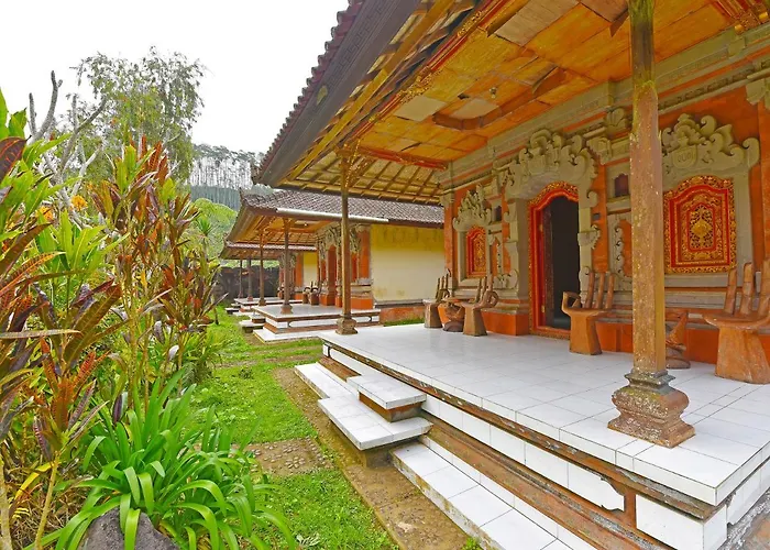 Oyo 91100 Pondok Kusuma Wisata Munduk
