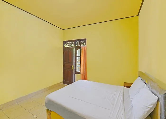 Oyo 91100 Pondok Kusuma Wisata Hotel 2*