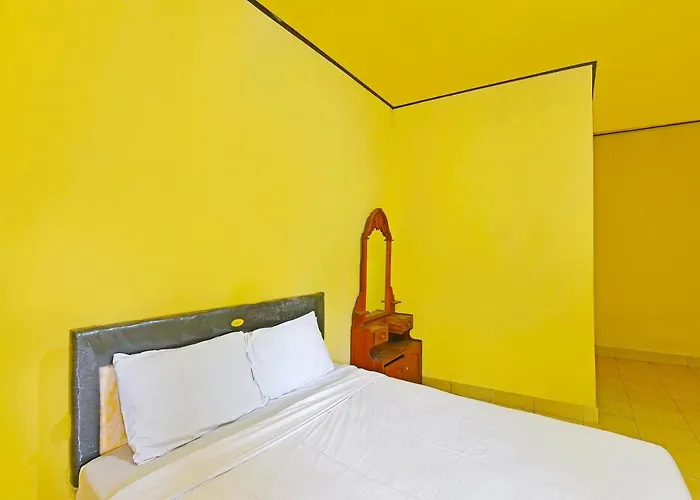 Oyo 91100 Pondok Kusuma Wisata Munduk